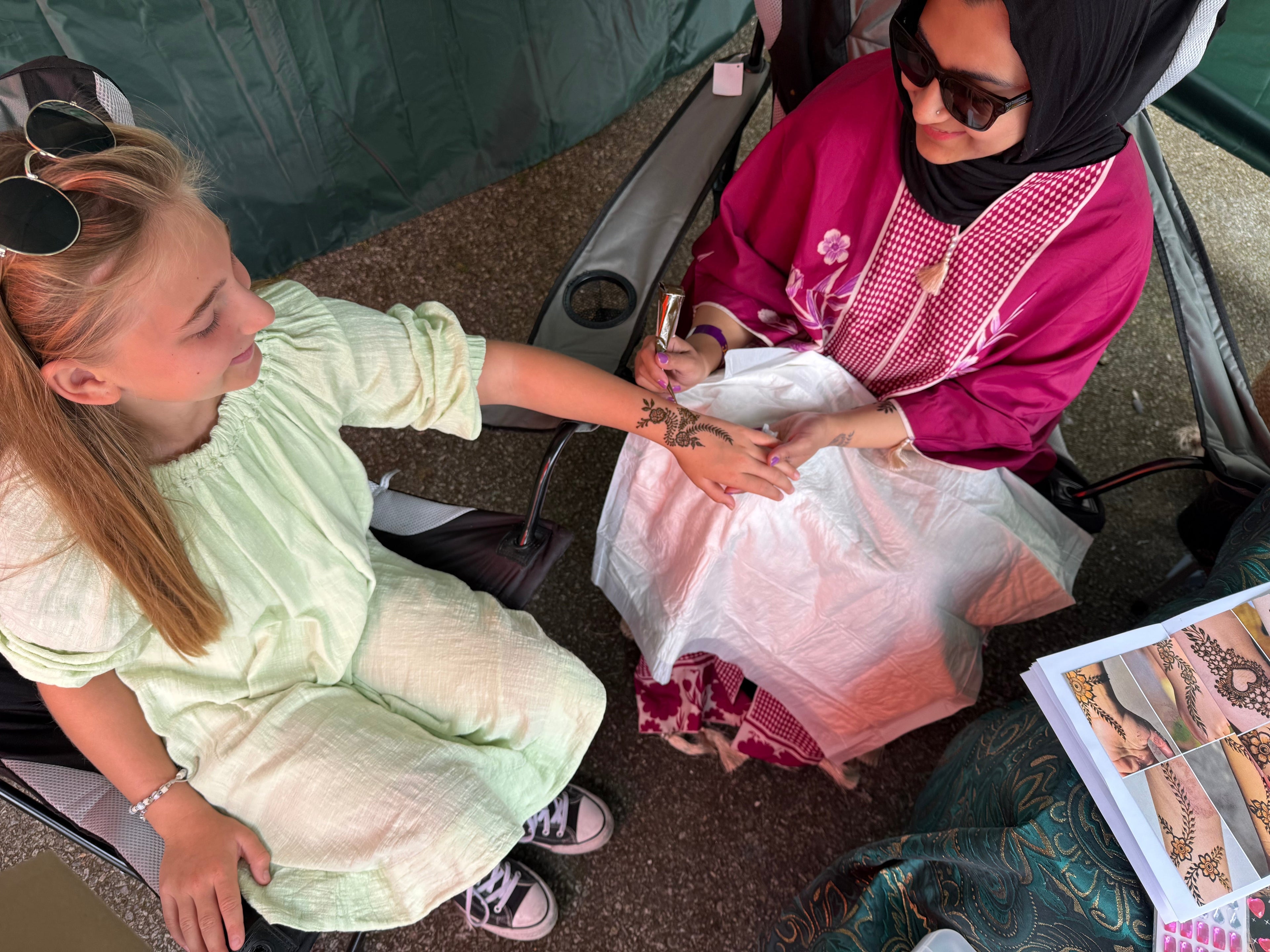 SERVICES AT HEALING HUE HENNA & JAGUA